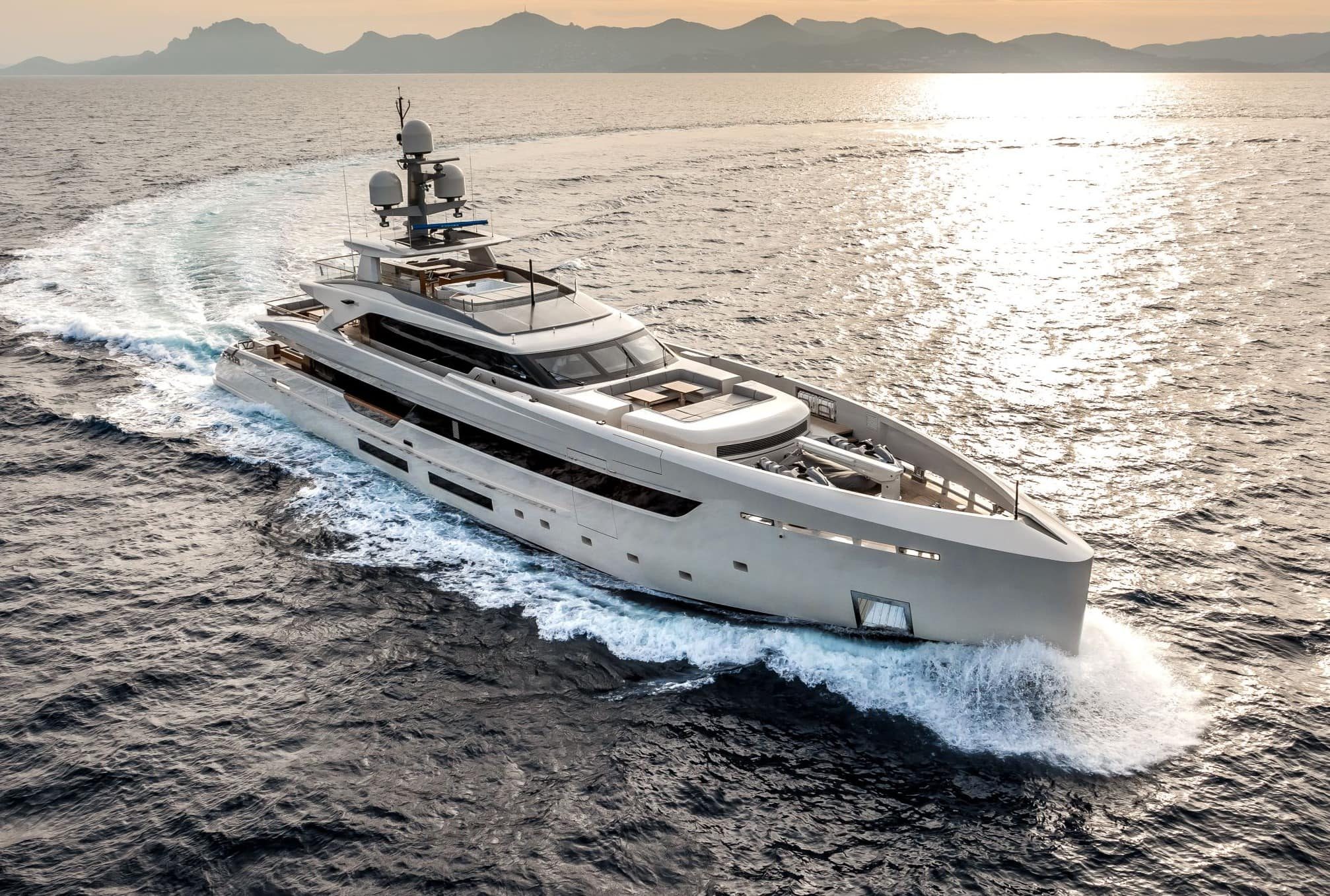 vertige-hybrid-yacht-4262244