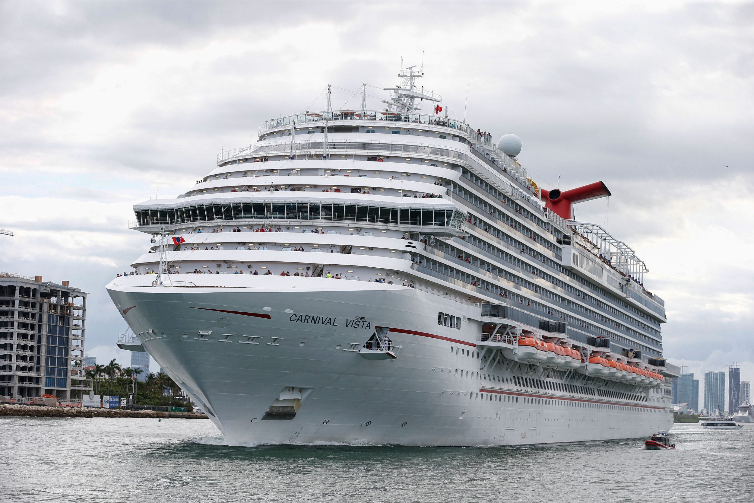 cruise-ship-carnival-cruise-carnival-vista-2152659